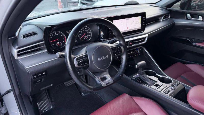 2023 Kia K5 GT-Line