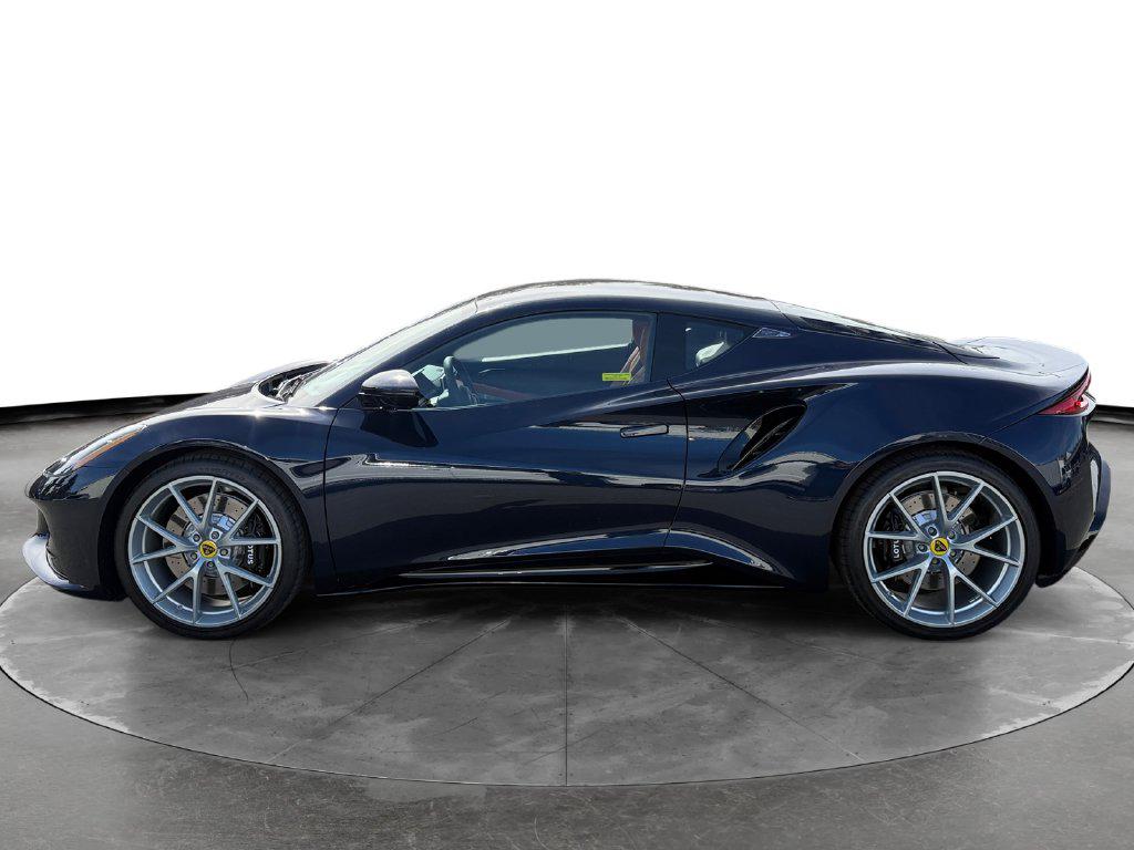 2026 Lotus Emira - Photo 3