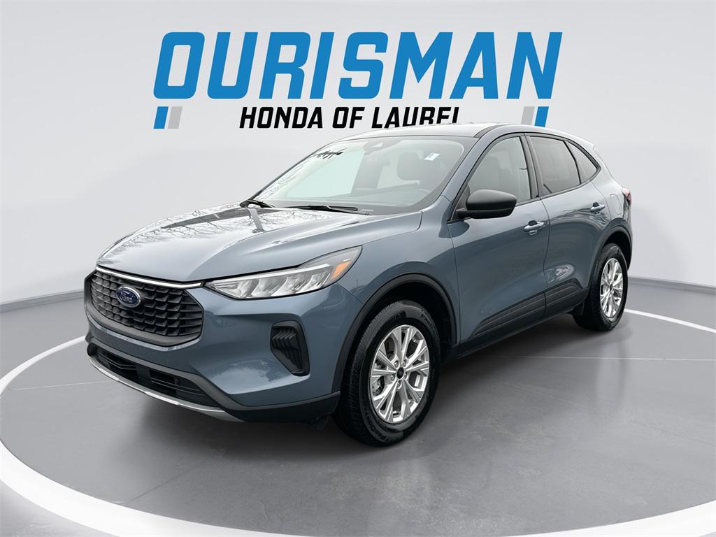 2025 Ford Escape Active's photo