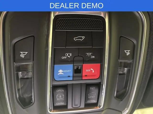 2026 Jeep Grand Cherokee Altitude 4x4