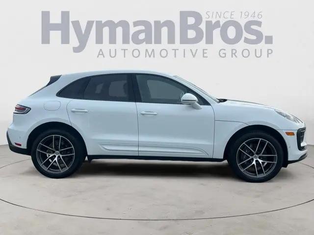 2022 Porsche Macan Macan