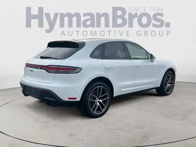 2022 Porsche Macan Macan