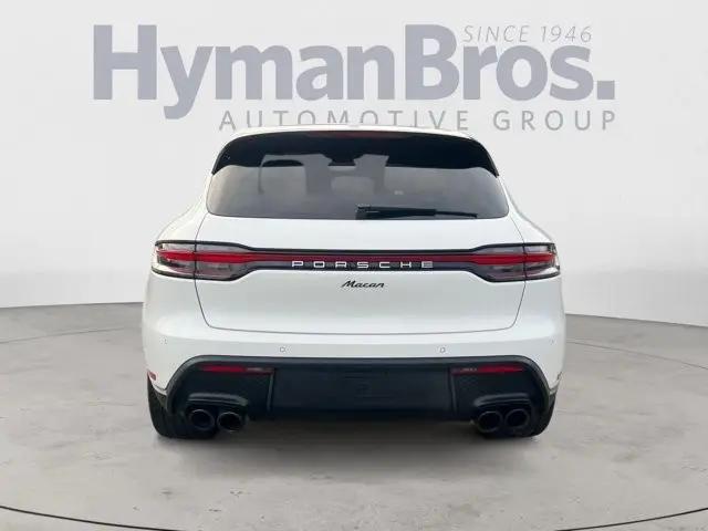 2022 Porsche Macan Macan