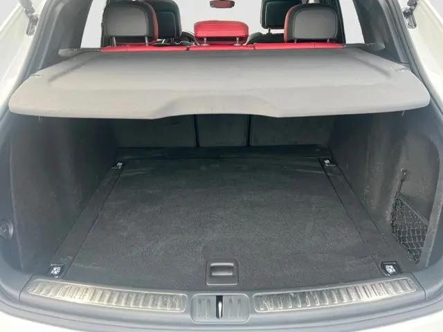 2022 Porsche Macan Macan