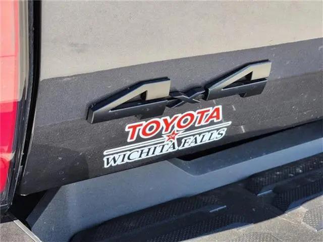 2026 Toyota Tundra Limited CrewMax 6.4' Bed