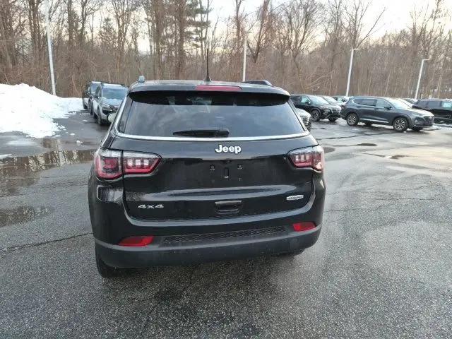 2022 Jeep Compass Latitude 4x4