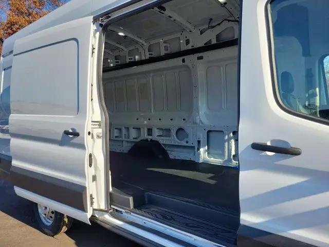 2026 Ford Transit Cargo Van T-350