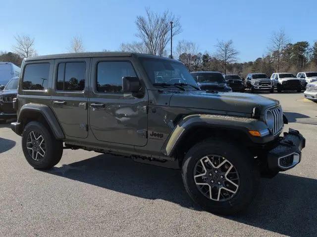 2026 Jeep Wrangler 4-Door Sahara 4x4