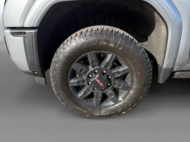 2026 GMC Sierra 2500HD Crew Cab, Standard Bed, AT4, 4WD