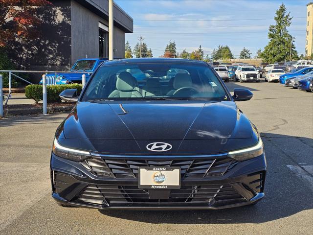 2025 Hyundai Elantra Hybrid Limited