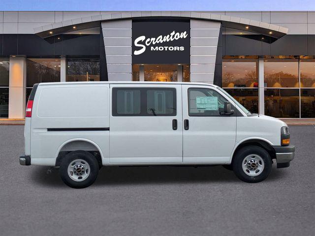 2026 GMC Savana Cargo 2500 Regular Wheelbase, Work Van, RWD