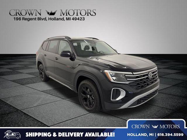 2025 Volkswagen Atlas Atlas Peak Edition's photo