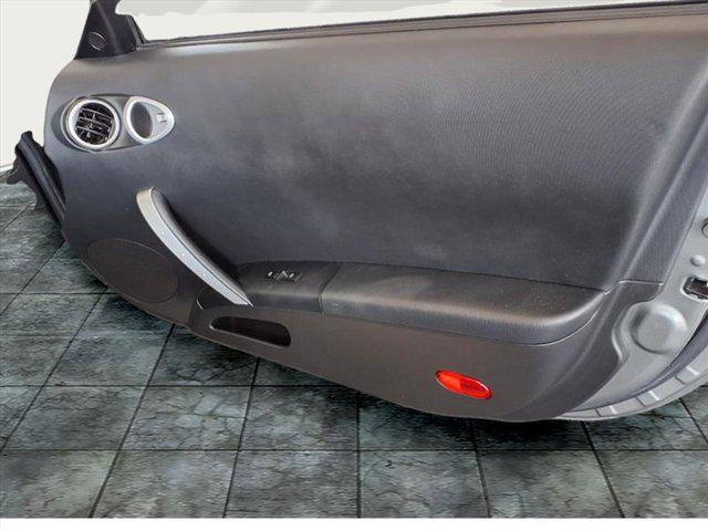 2004 Nissan 350Z Touring