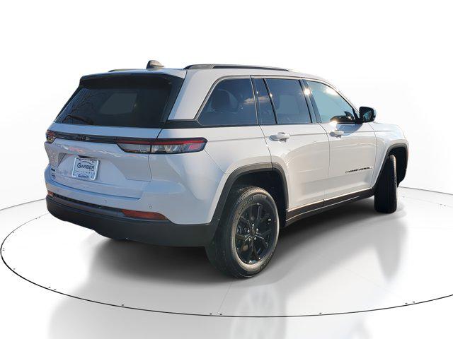 2026 Jeep Grand Cherokee Altitude 4x4