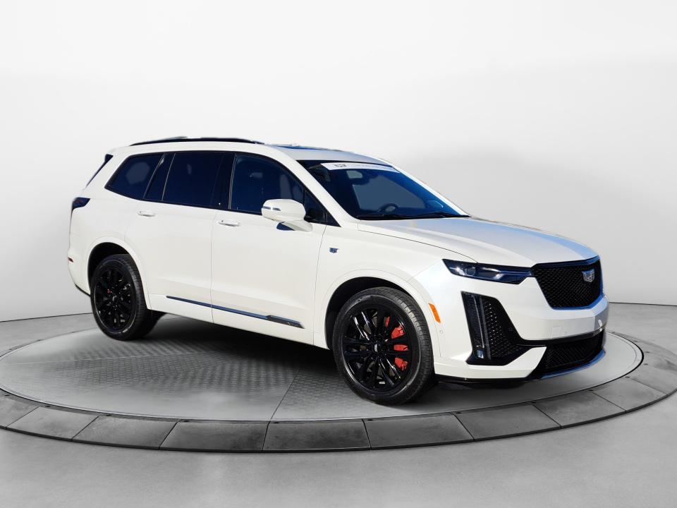 /2023 Cadillac XT6