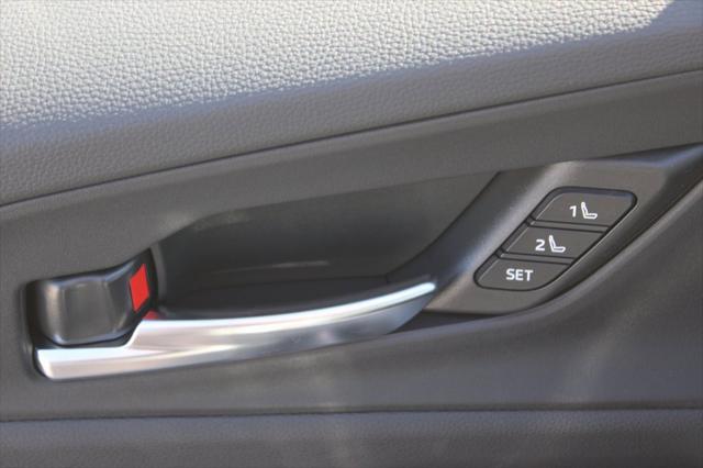 2026 Toyota Prius Plug-In XSE Premium