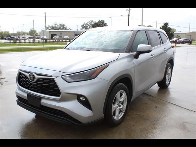 2023 Toyota Highlander LE