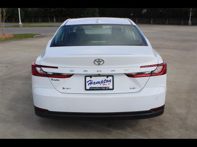 2025 Toyota Camry LE