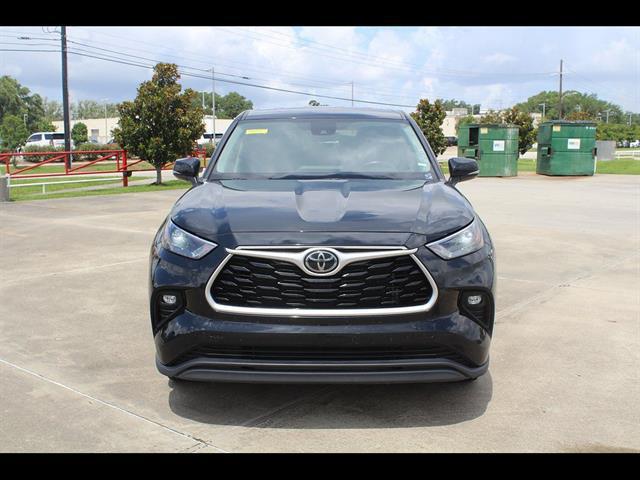 2023 Toyota Highlander LE