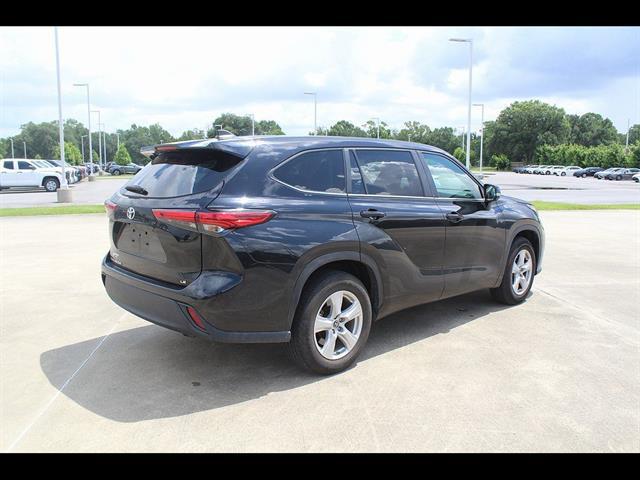 2023 Toyota Highlander LE