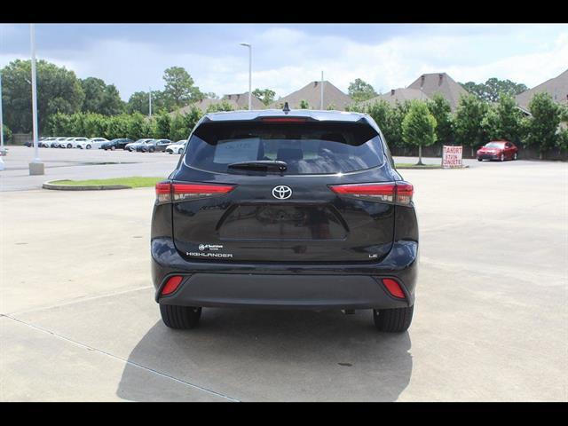 2023 Toyota Highlander LE