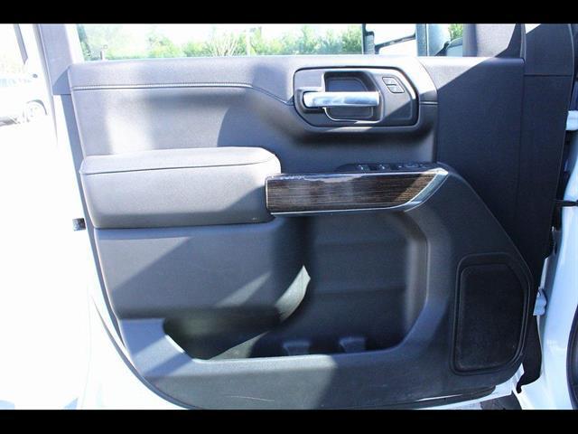 2023 GMC Sierra 2500HD 4WD Crew Cab Standard Bed SLE