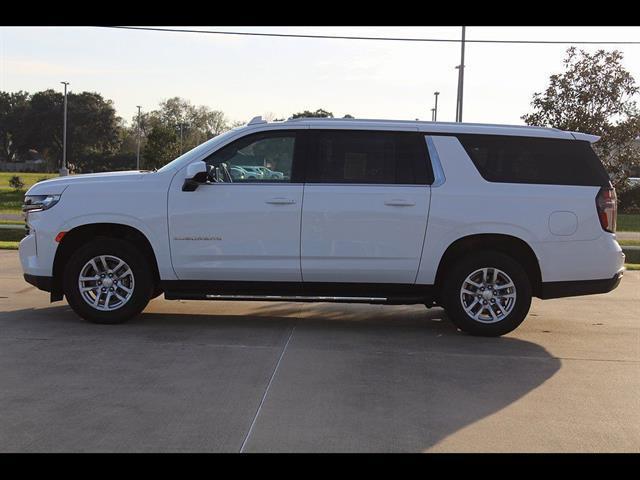 2023 Chevrolet Suburban 2WD LT
