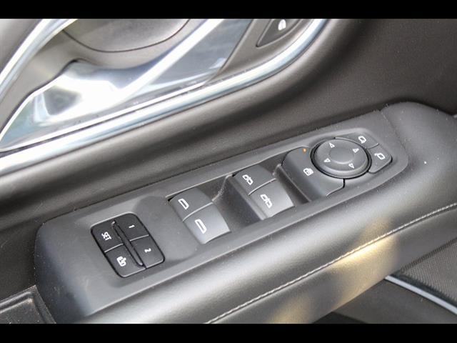 2023 Chevrolet Suburban 2WD LT