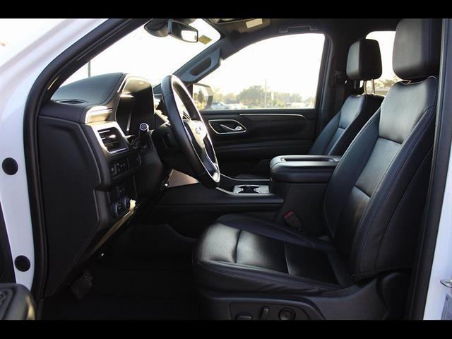 2023 Chevrolet Suburban 2WD LT