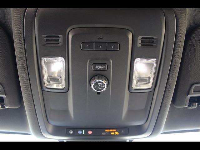 2023 Chevrolet Suburban 2WD LT