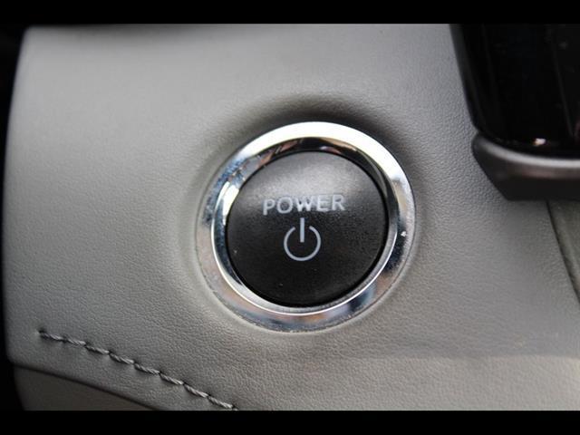 2023 Toyota Highlander Hybrid LE