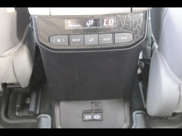 2023 Toyota Highlander Hybrid LE