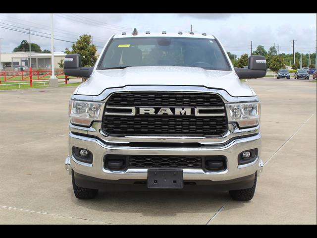 2024 Ram 3500 Big Horn Crew Cab 4x4 8' Box