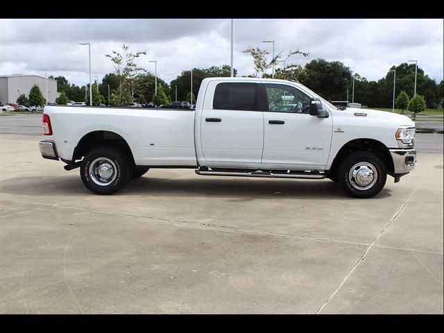 2024 Ram 3500 Big Horn Crew Cab 4x4 8' Box