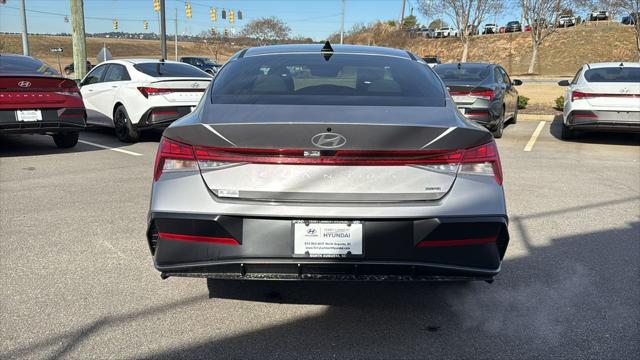 2026 Hyundai Elantra Hybrid Limited