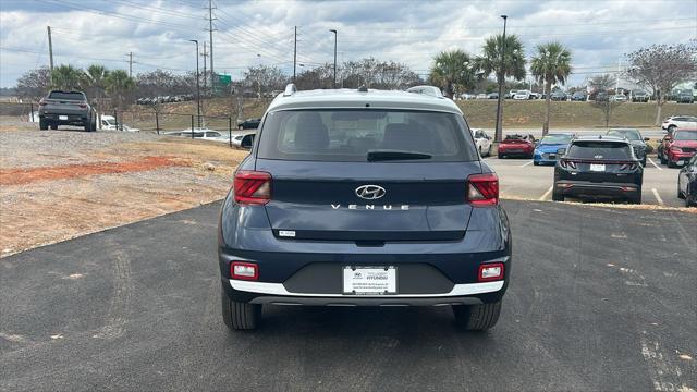 2026 Hyundai Venue SEL w/Two-Tone Roof