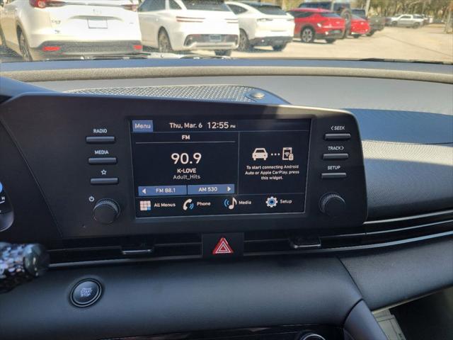 2025 Hyundai Elantra SEL Sport
