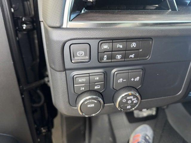2026 Chevrolet Suburban Premier, 4WD