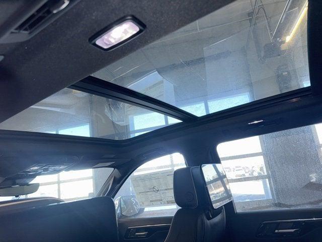 2026 Chevrolet Suburban Premier, 4WD