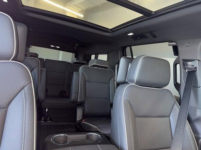 2026 Chevrolet Suburban Premier, 4WD