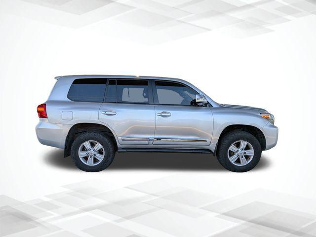 2014 Toyota Land Cruiser V8