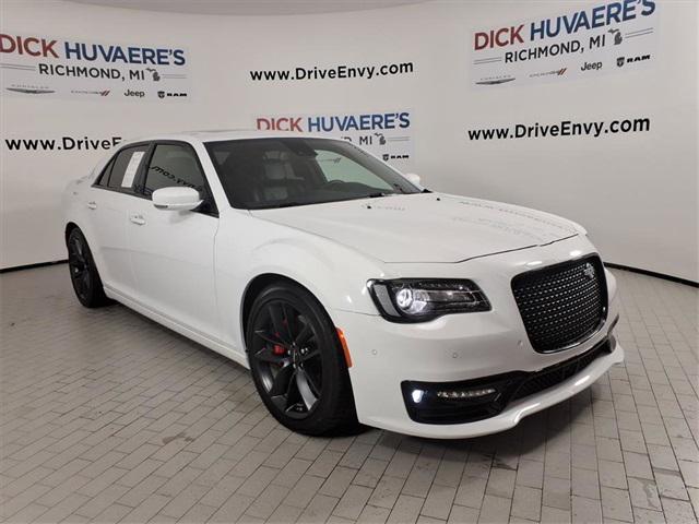 2023 Chrysler 300 300C