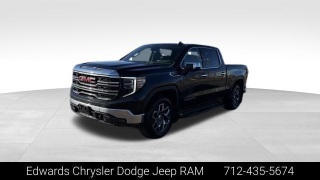 2022 GMC Sierra 1500 4WD Crew Cab Short Box SLT