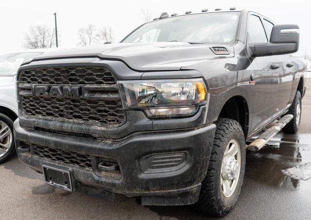 2024 RAM 3500 Tradesman Crew Cab 4x4 64 Box