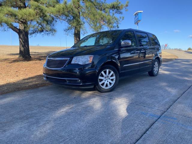 2012 Chrysler Town and Country Touring-L