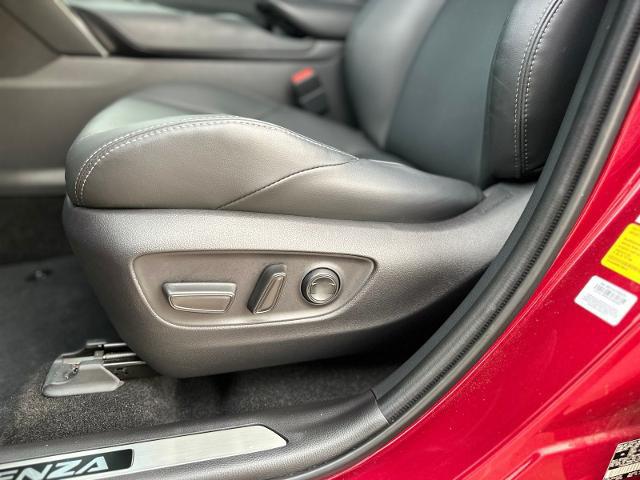 2024 Toyota Venza XLE