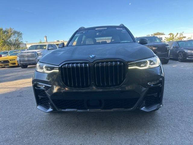 2022 BMW X7 M50i 2022 BMW X7 M50i