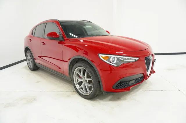 2018 Alfa Romeo Stelvio Sport AWD