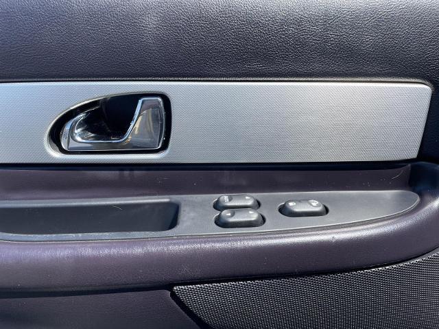 2005 Ford Thunderbird Base