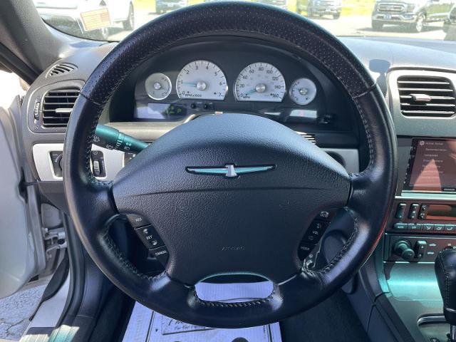 2005 Ford Thunderbird Base